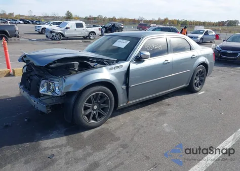 2006 Chrysler 300C z USA, uszkodzony, nr VIN 2C3LA63H36H209756
